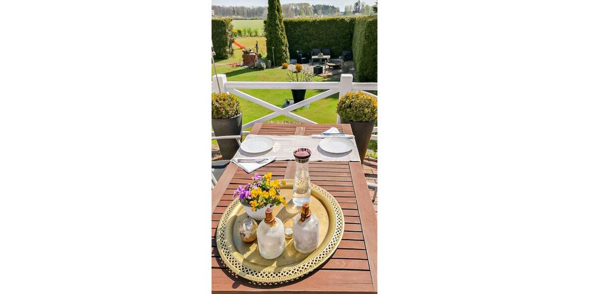 Familienidylle am Feldrand - großzügiges EFH mit Einliegerwohnung und Gartenparadies 5 zimmer