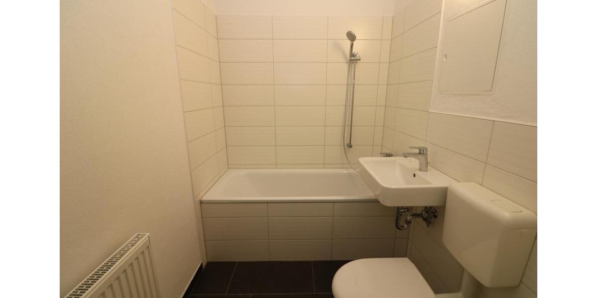 Etagenwohnung Freiberg - 3 Zimmer, 55 m&sup2;, 359&euro; | Angebot:26647872