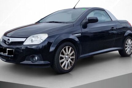 Opel Tigra 140.000 km 2.690 &euro; Bad Driburg 33014