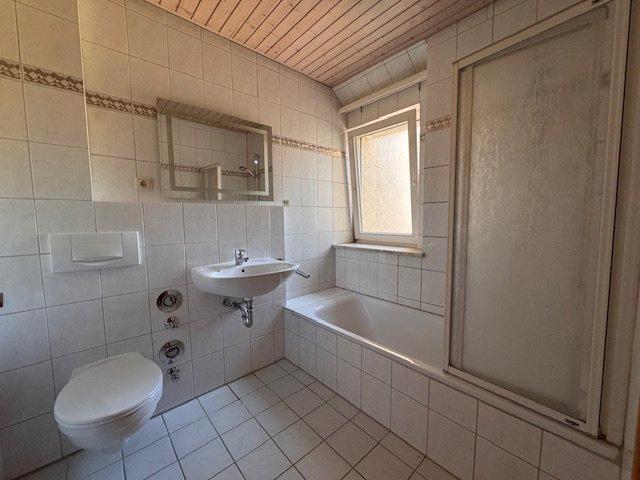 Dachgeschoßwohnung Rotenburg an der Fulda - 2 Zimmer, 45 m&sup2;, 550&euro; | Angebot:26300713