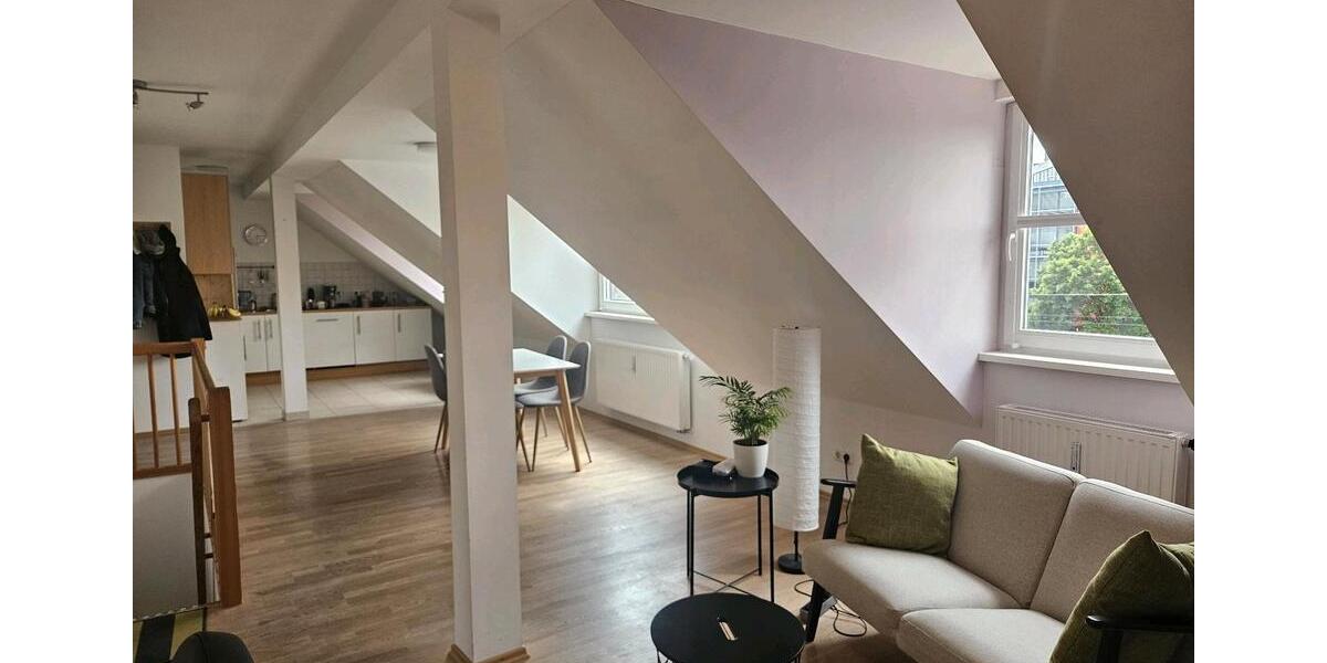 Dachgeschoßwohnung München Sendling-Westpark - 3 Zimmer, 65 m&sup2;, 1.570&euro; | Angebot:26680226