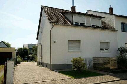 Haus Brühl - 5 Zimmer, 140 m&sup2;, 690.000&euro; | Angebot:26962862