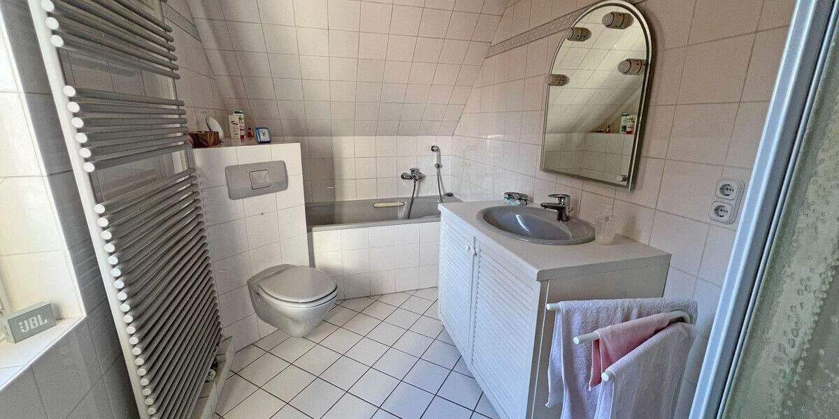 Reihenendhaus Kamp-Lintfort Lintfort - 5 Zimmer, 195 m&sup2;, 349.000&euro; | Angebot:25566912