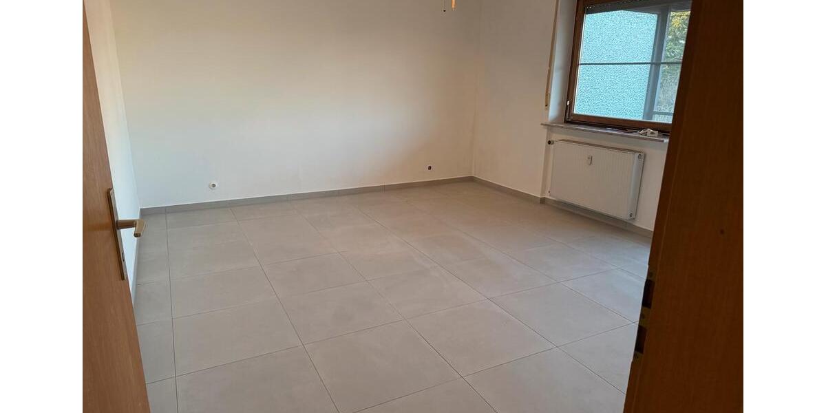 Etagenwohnung Lampertheim - 3.5 Zimmer, 110 m&sup2;, 1.250&euro; | Angebot:25047872