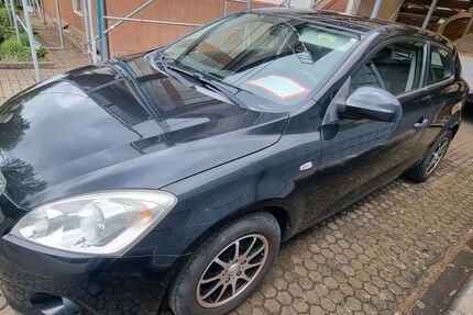 Kia ceed / Ceed 231.844 km 1.800 &euro; Beckingen 66701
