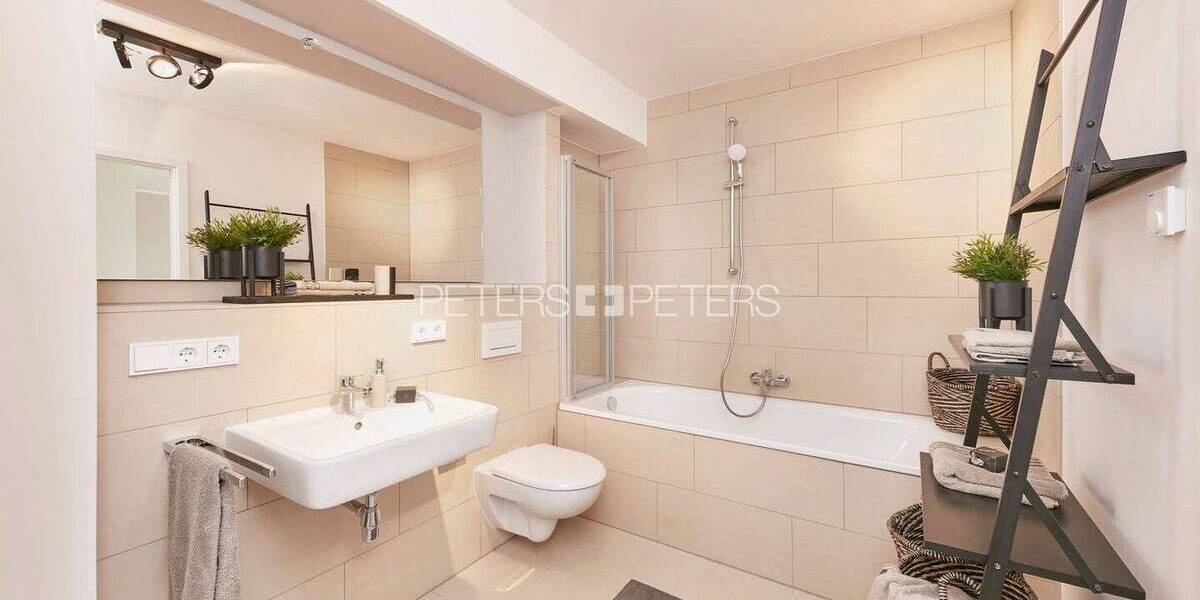 Etagenwohnung Hamburg Altona-Nord - 3 Zimmer, 83 m&sup2;, 1.899&euro; | Angebot:26863286