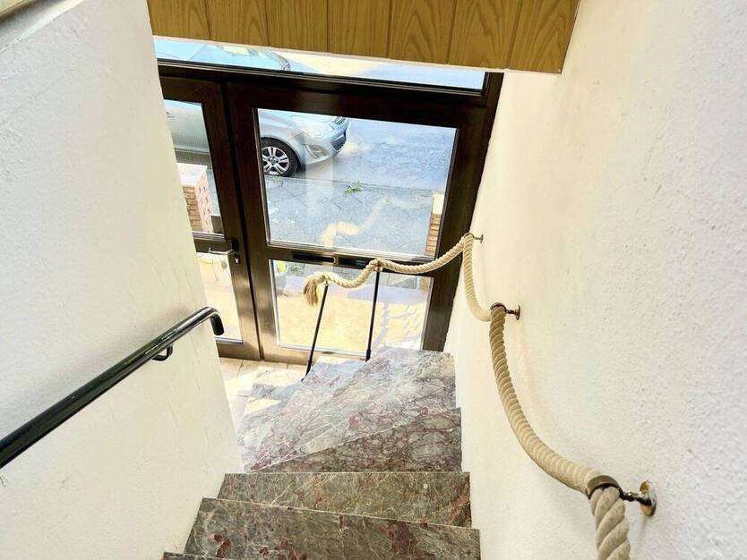 Praktisches Zweifamilienhaus mit Ausblick ins Grüne