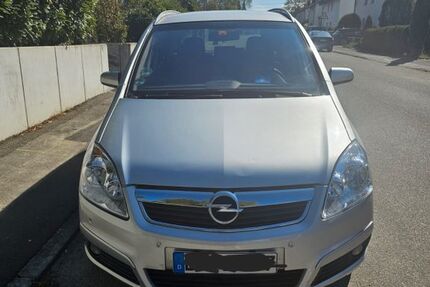 Opel Zafira 274.000 km 1.250 &euro; Backnang 71522