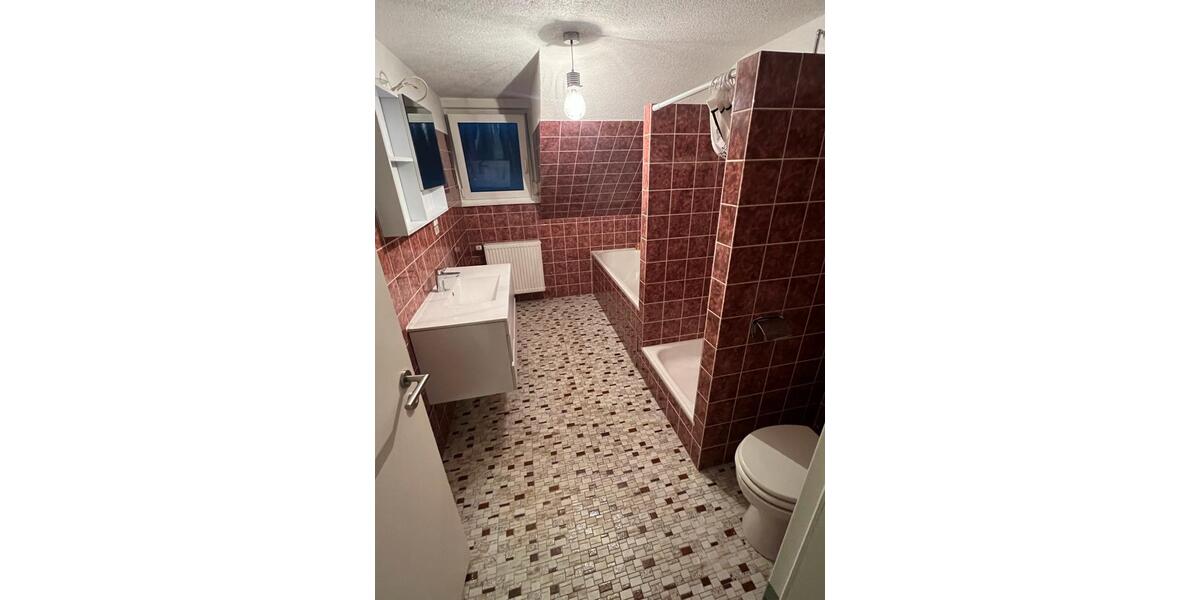 Reihenmittelhaus in Neckarsulm-Neuberg 5 zimmer