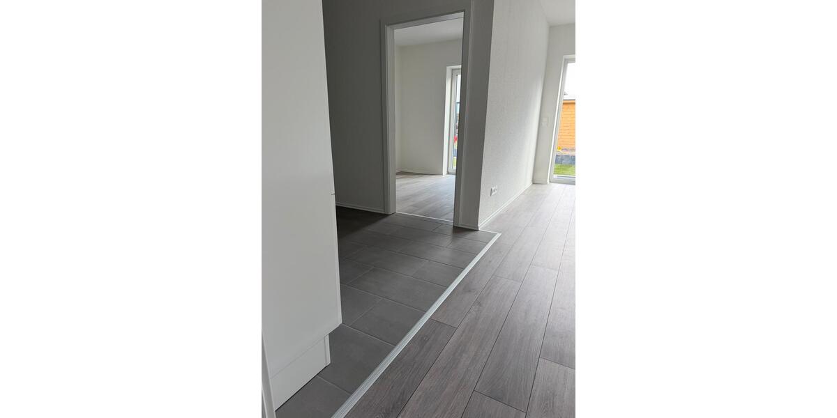 Reihenhaus Wees - 3 Zimmer, 95 m&sup2;, 1.300&euro; | Angebot:26409749