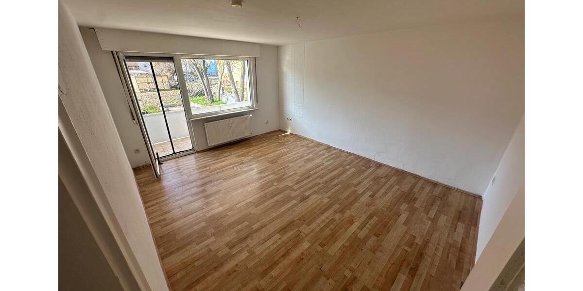 Etagenwohnung Eisenberg (Pfalz) - 1 Zimmer, 67 m&sup2;, 700&euro; | Angebot:25402021