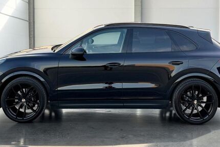 Porsche Cayenne 89.500 km 47.990 &euro; Frankfurt am Main 65933