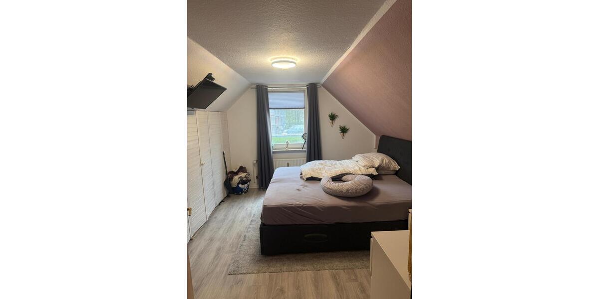 Dachgeschoßwohnung Itzehoe - 3 Zimmer, 70 m&sup2;, 825&euro; | Angebot:26649690