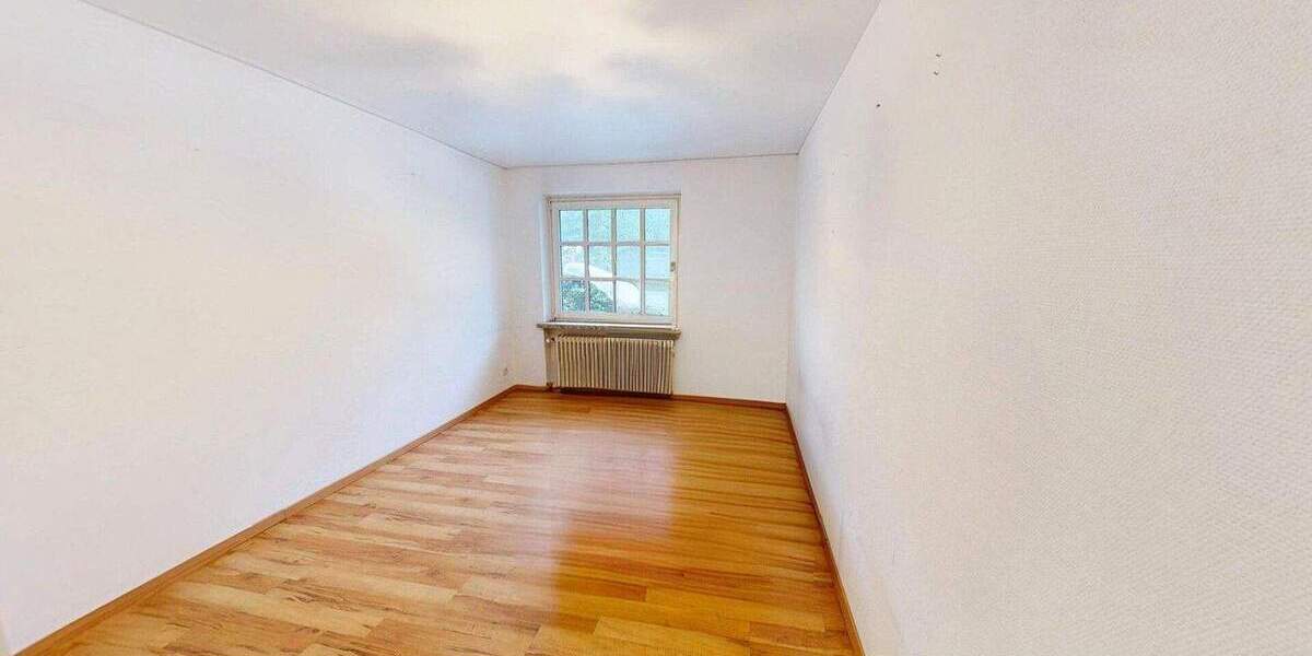 Bungalow Horneburg - 7 Zimmer, 146 m&sup2;, 450.000&euro; | Angebot:25736386