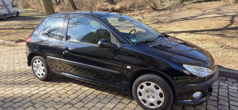 Peugeot 206 121.000 km 2.490 &euro; Berlin 12247
