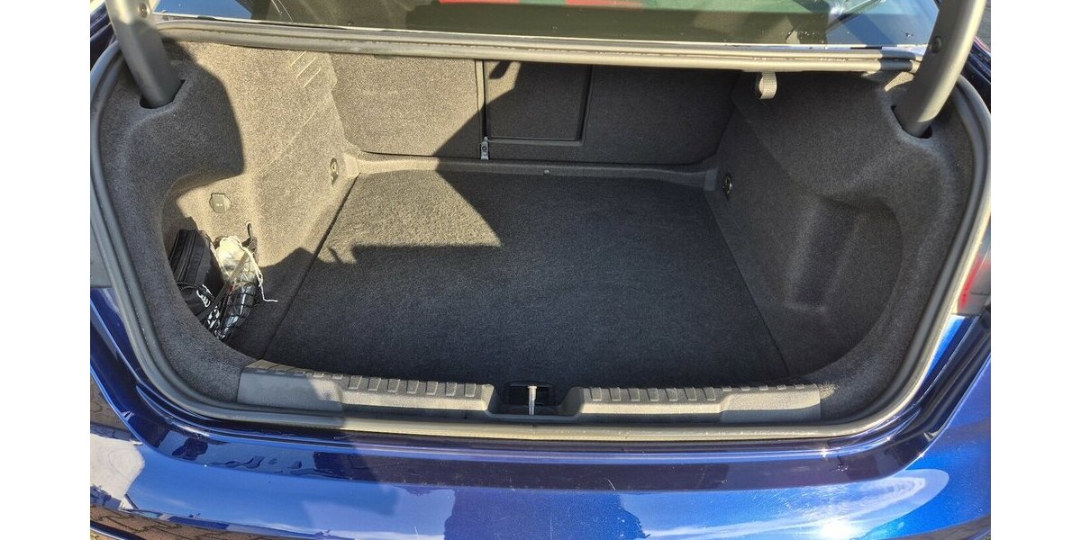 Audi A3 35 TDI advanced Rückfahrkamera, Virtual Cockpit 111.100 km 19.990 &euro; Rodgau 63110