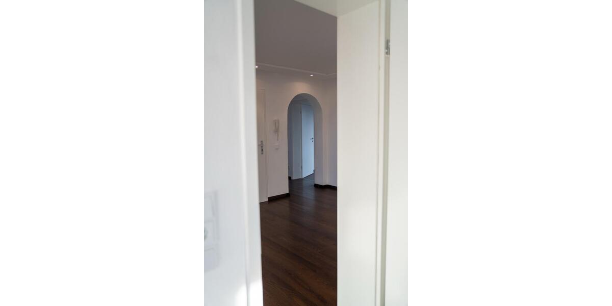 Etagenwohnung Regensburg Galgenberg - 5 Zimmer, 119 m&sup2;, 1.940&euro; | Angebot:25881477