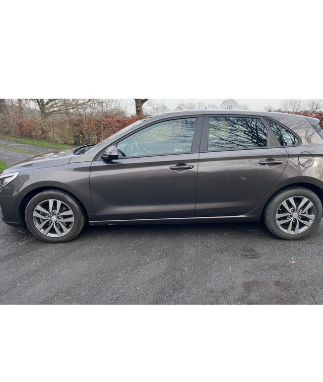 i30