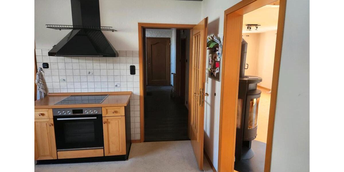 Einfamilienhaus Eiterfeld - 7 Zimmer, 140 m&sup2;, 215.000&euro; | Angebot:25870044