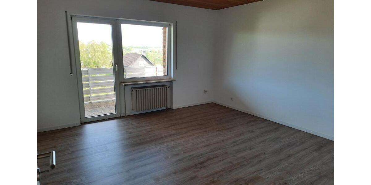 Doppelhaushälfte Windeck - 5 Zimmer, 135 m&sup2;, 1.050&euro; | Angebot:26340226