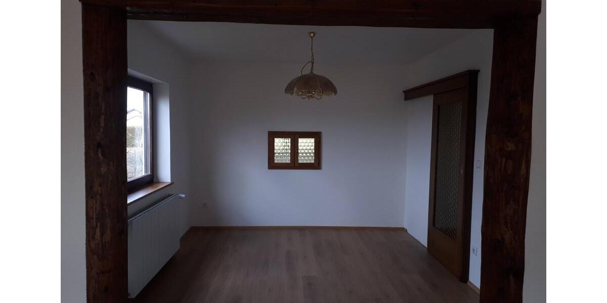 Einfamilienhaus Aßling - 8 Zimmer, 270 m&sup2;, 3.445&euro; | Angebot:25806117