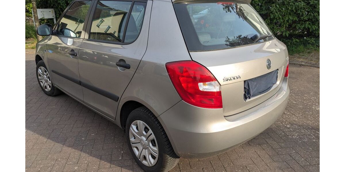 Skoda Fabia 75.000 km 5.500 &euro; Schwerin 19057