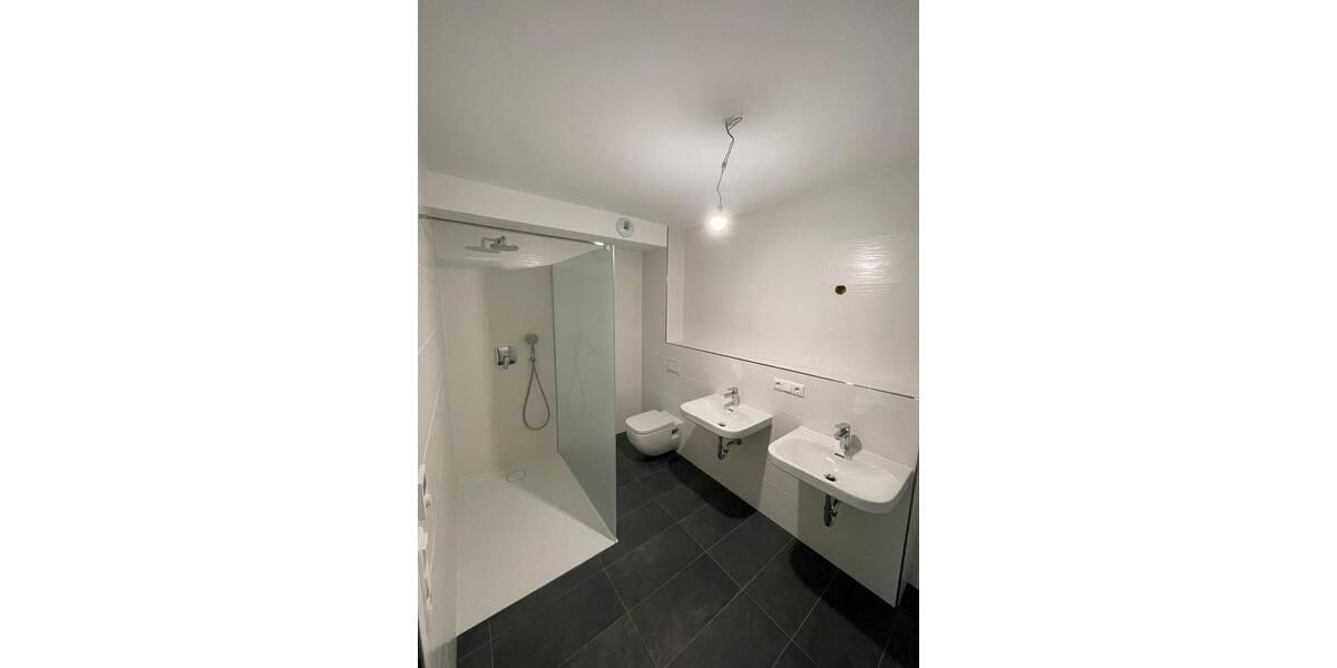 Etagenwohnung Radeburg - 4 Zimmer, 119 m&sup2;, 1.666&euro; | Angebot:24587580