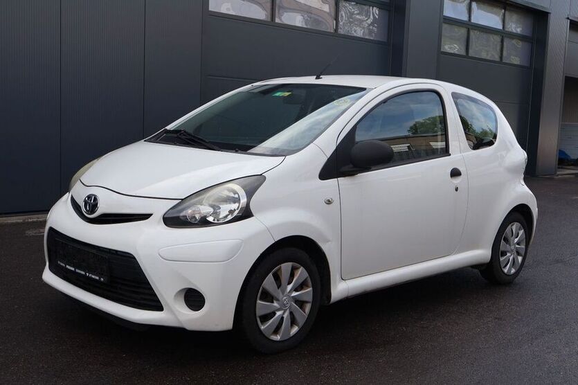 Aygo (X)
