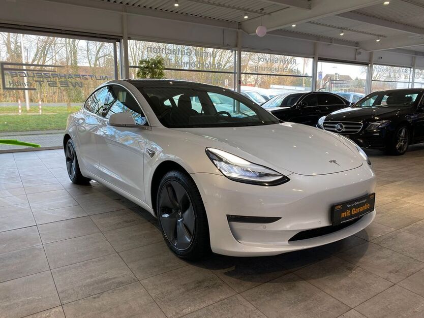 Tesla Model 3 119.990 km 22.990 € Datteln 45711