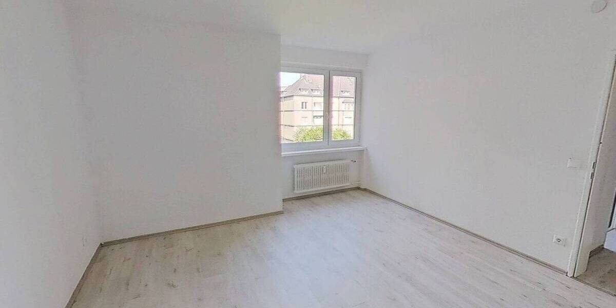 Etagenwohnung Duisburg Marxloh - 3 Zimmer, 79 m&sup2;, 559&euro; | Angebot:26851456