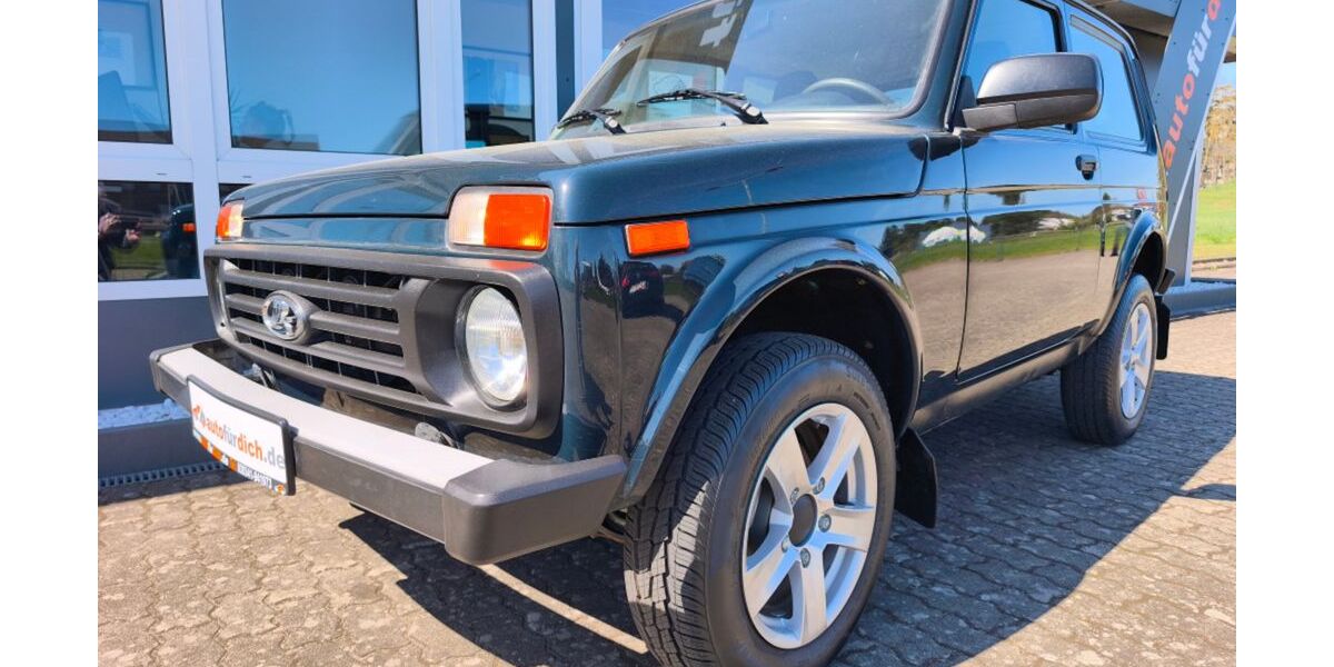 Lada Niva 10.521 km 18.980 &euro; Redekin 39319