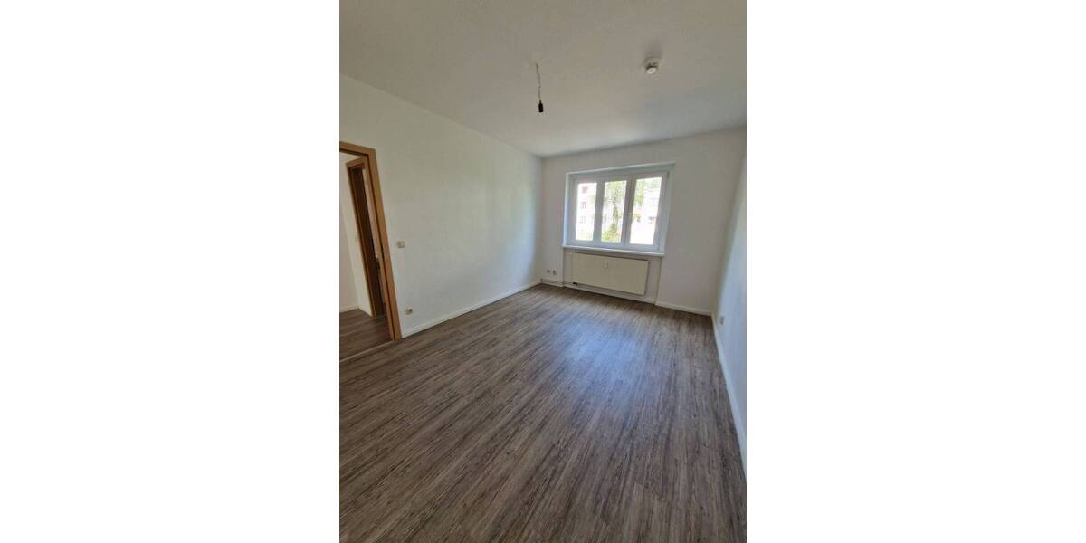 Etagenwohnung Magdeburg Cracau - 3 Zimmer, 68 m&sup2;, 449&euro; | Angebot:26933561