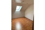 Dachgeschoßwohnung Wenzenbach - 3 Zimmer, 75 m&sup2;, 600&euro; | Angebot:24742064