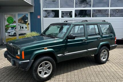 Jeep Cherokee 168.000 km 4.900 € Besigheim 74354