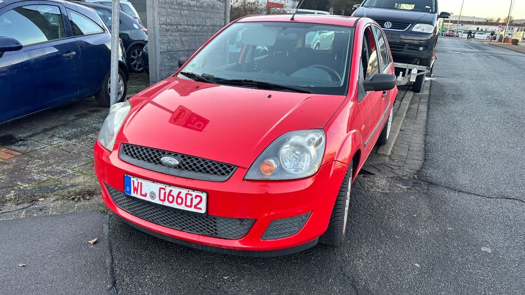 Ford Fiesta 153.000 km 2.200 &euro; Winsen/Luhe 21423