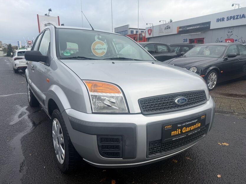 Ford Fusion 117.000 km 2.999 € Geldern 47608