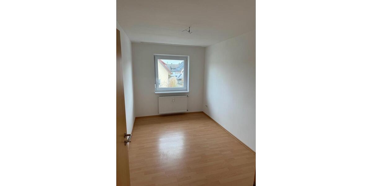 Einfamilienhaus Möckmühl - 9 Zimmer, 200 m&sup2;, 580.000&euro; | Angebot:27048818