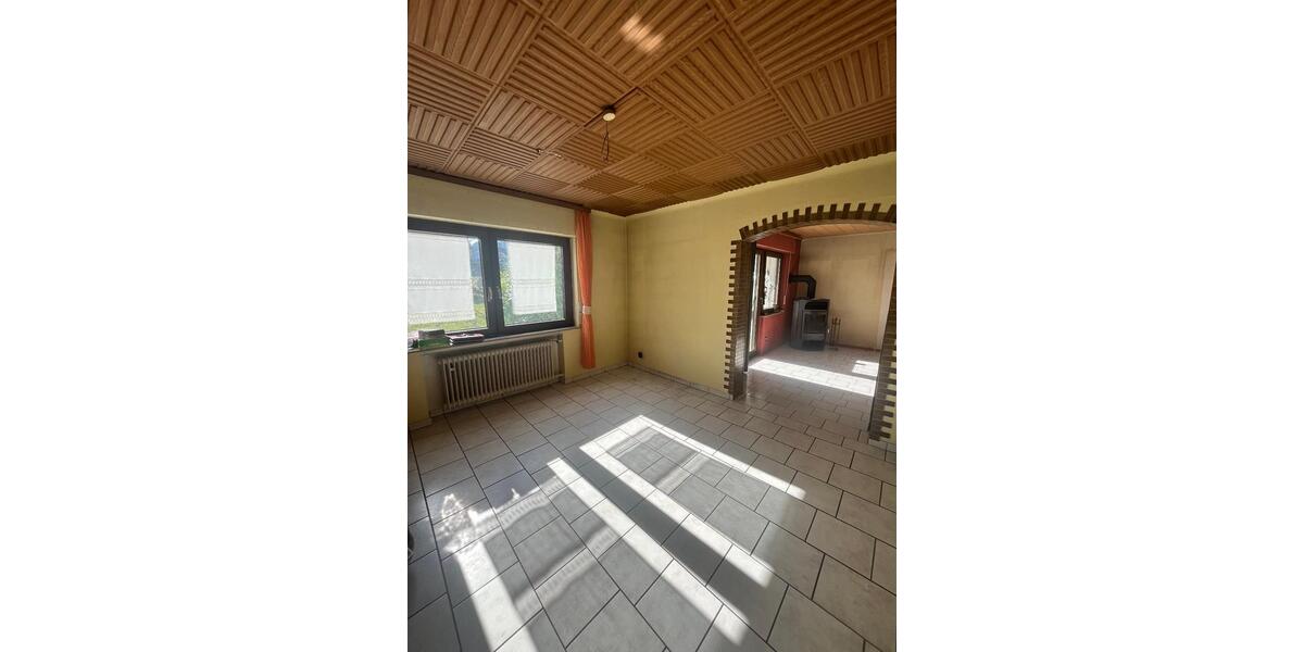 Einfamilienhaus Birkenfeld - 7 Zimmer, 175 m&sup2;, 209.000&euro; | Angebot:26429042