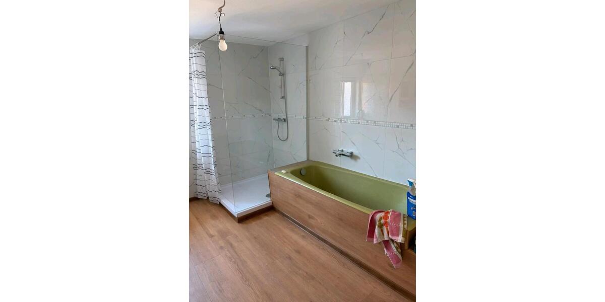 Einfamilienhaus Sugenheim Deutenheim - 7 Zimmer, 165 m&sup2;, 1.300&euro; | Angebot:26102321