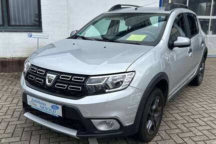 Dacia Sandero 11.117 km 9.995 &euro; Liebenau 31618