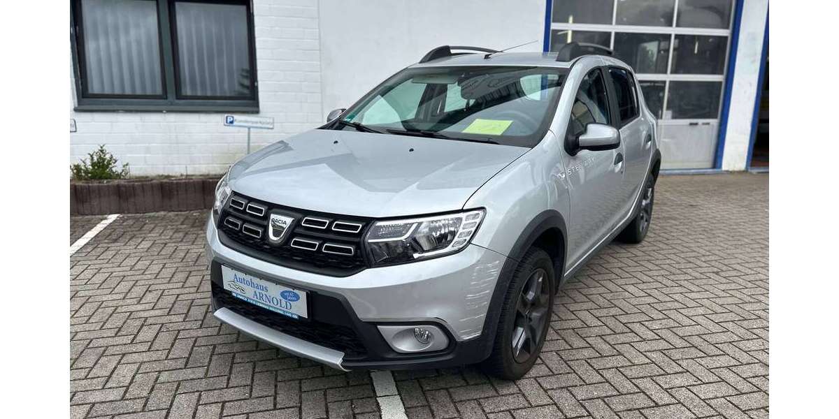 Dacia Sandero 11.117 km 9.995 &euro; Liebenau 31618