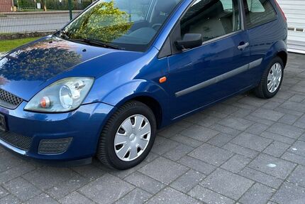 Ford Fiesta 103.960 km 2.490 &euro; Ostercappeln 49179