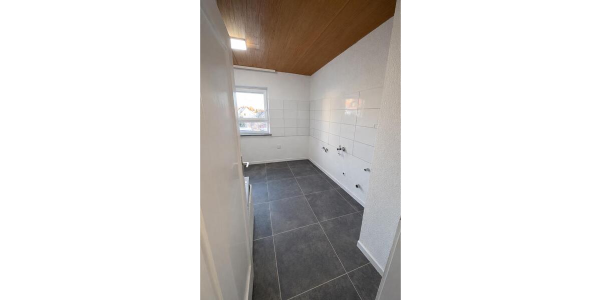 3 Zimmer Wohnung zur VERMIETEN 3 zimmer