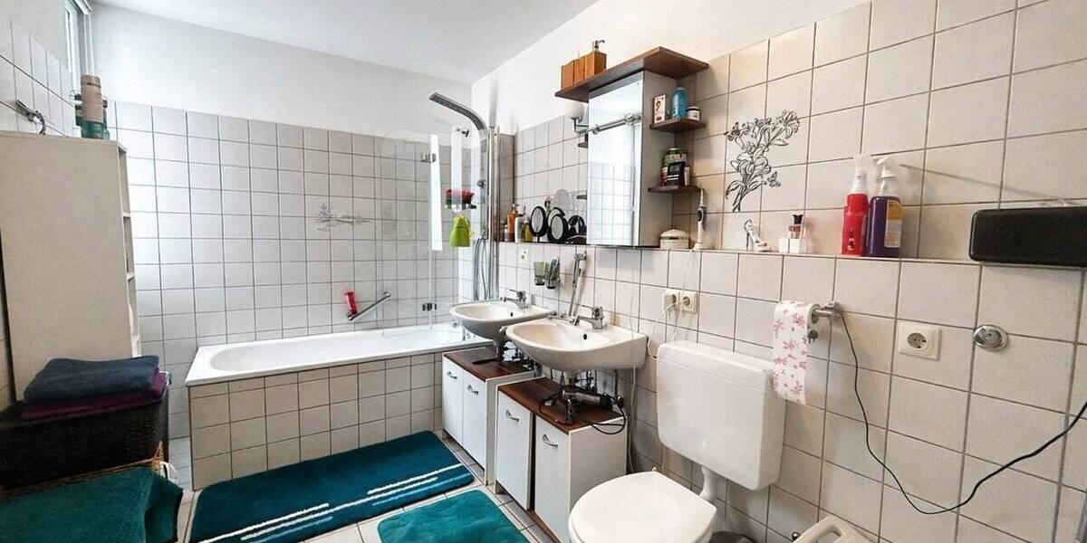 Etagenwohnung Pfullendorf - 3 Zimmer, 96 m&sup2;, 260.000&euro; | Angebot:26015861