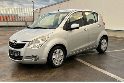 Opel Agila