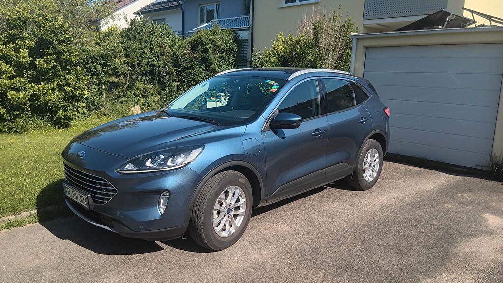 Ford Kuga 55.000 km 20.490 &euro; Freiburg 79117