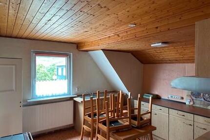 Wohnung Dermbach - 5 Zimmer, 15 m&sup2;, 380&euro; | Angebot:21619748