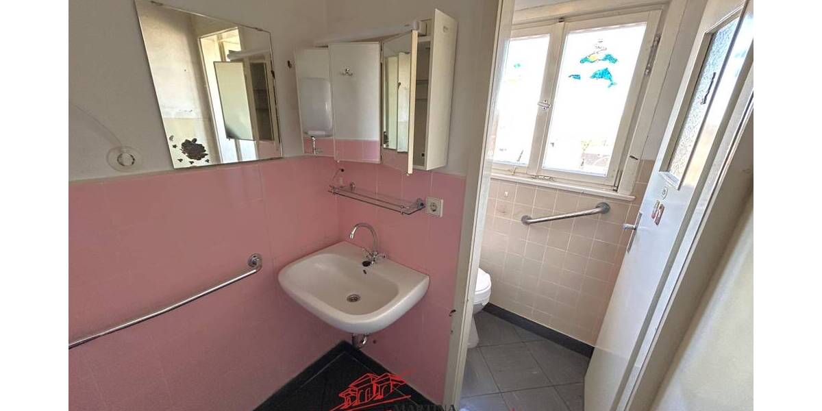 Doppelhaushälfte Uhingen - 7 Zimmer, 139 m&sup2;, 329.000&euro; | Angebot:26308572