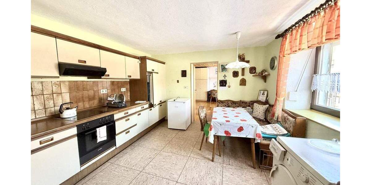 Doppelhaushälfte Püchersreuth Ilsenbach - 6 Zimmer, 131 m&sup2;, 65.000&euro; | Angebot:25375079