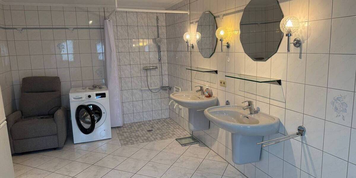 Bauernhaus, Landhaus Riepsdorf - 5 Zimmer, 250 m&sup2;, 279.000&euro; | Angebot:26306243